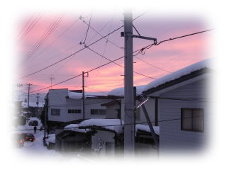 雪の日の夕焼け